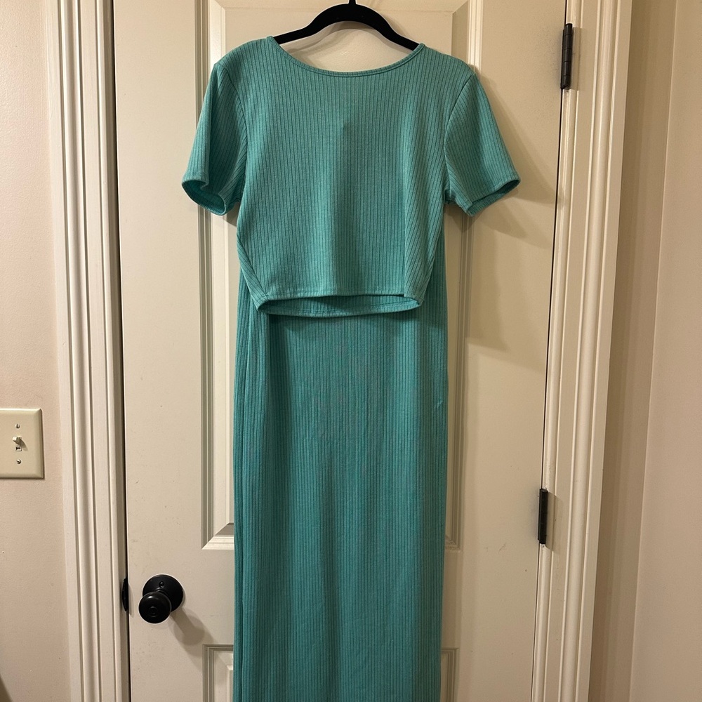 Le Lis Aqua Ribbed Knit Skirt Set - Picture 2 of 5